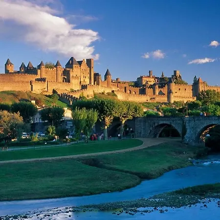Les Portes D'autan Ferienhaus Carcassonne